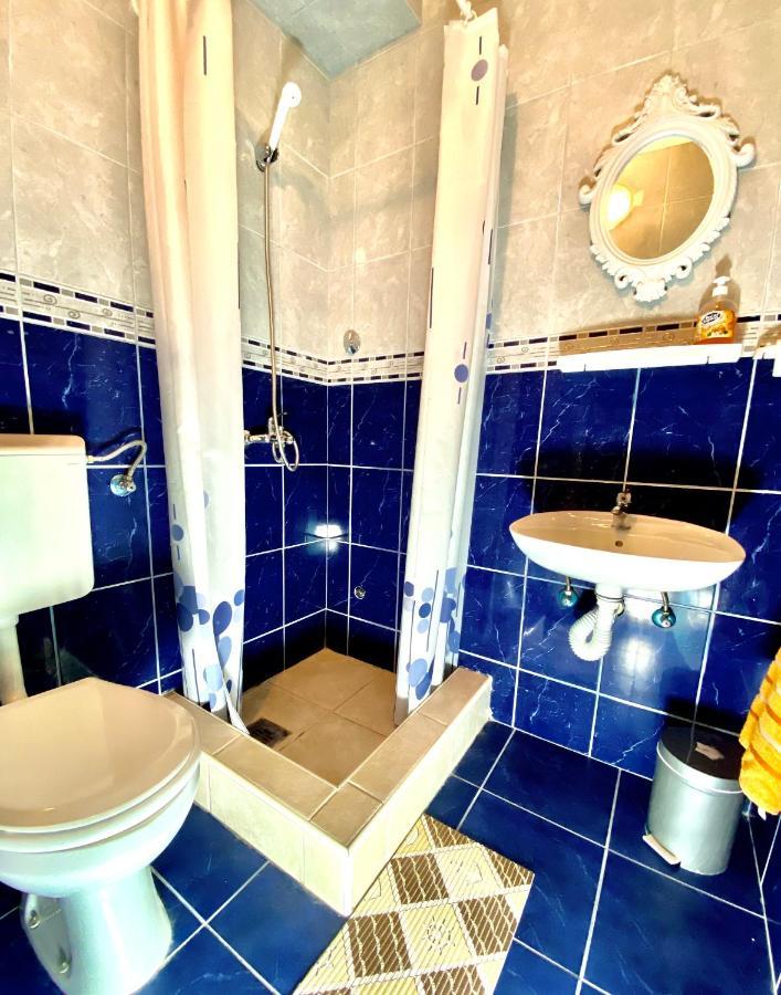 Vila Duricic 300M Od Mora Hotel Ðenovići Bagian luar foto