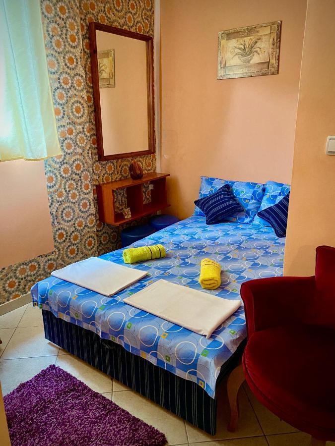 Vila Duricic 300M Od Mora Hotel Ðenovići Bagian luar foto