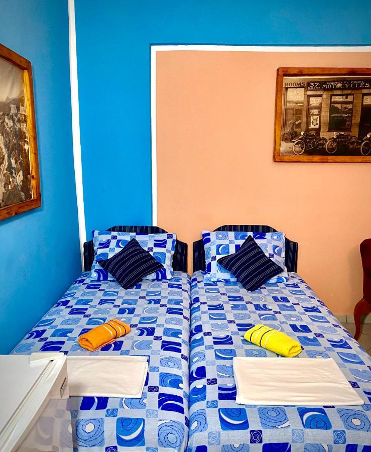 Vila Duricic 300M Od Mora Hotel Ðenovići Bagian luar foto